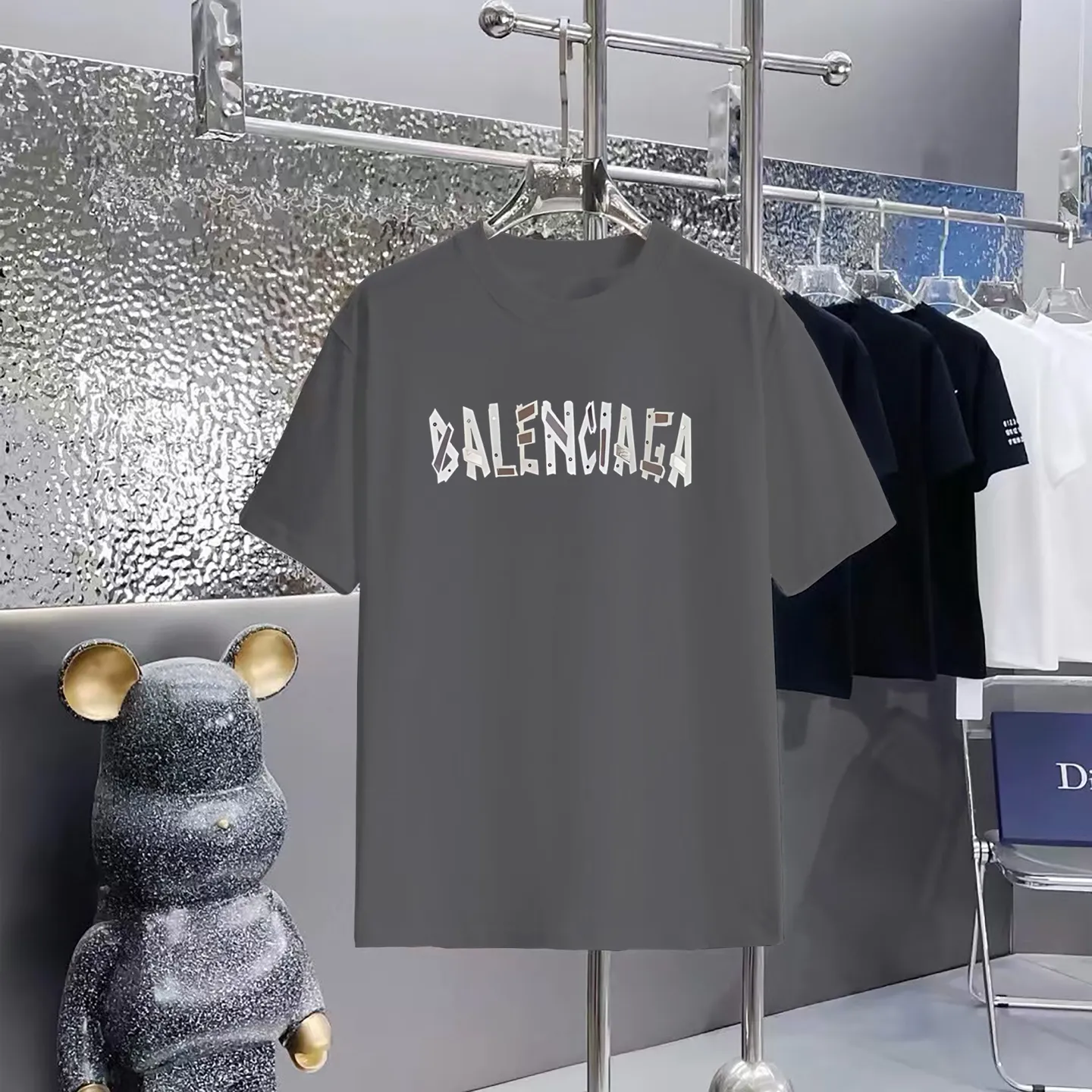 Balenciaga T 1:1 300 1×1 Same Style logo OS 200 ：Black，White， ，Red， Gray Size：XS-L